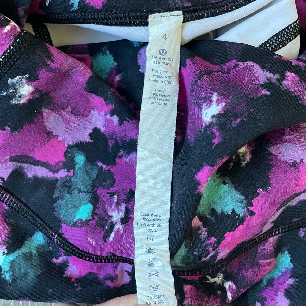 Lululemon Wunder Shorts - Picture 3 of 3